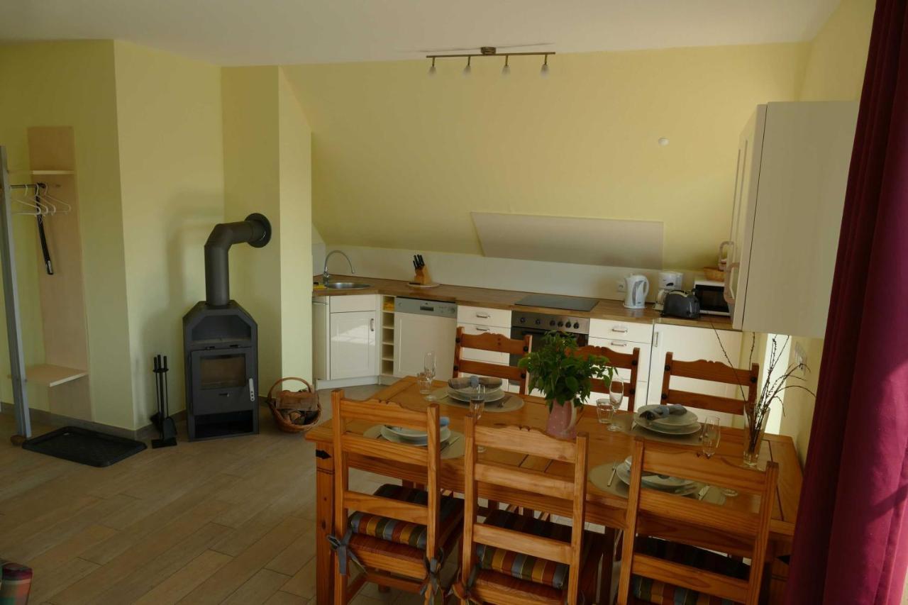 Haus Am Deich Feriendomizil Mit Balkon Apartamento Baabe Exterior foto