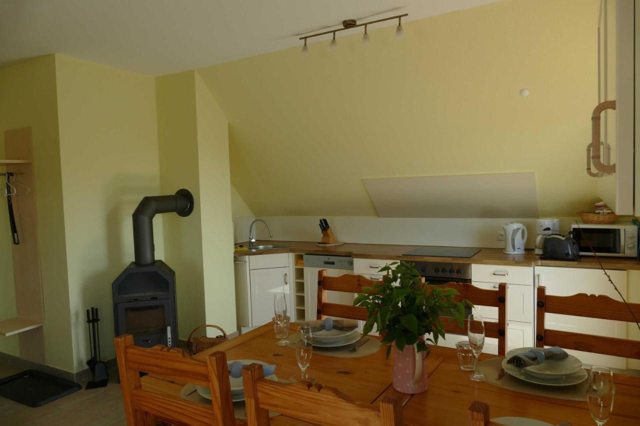 Haus Am Deich Feriendomizil Mit Balkon Apartamento Baabe Exterior foto